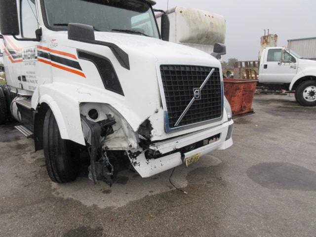 Truck & Fleet Collision Repair Tampa 